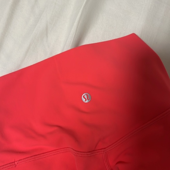 Lululemon bright pink aligns 21 inch - Picture 2 of 2
